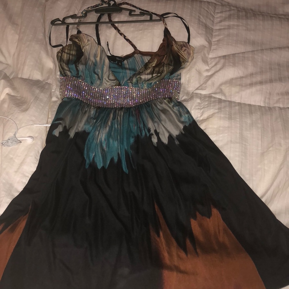 Dress - Picture 2 of 2